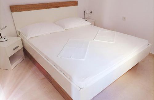 Sveti Jakov Apartment | Bella Stivan