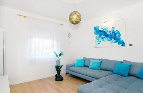 Pirovac Villa | Blue Swan Residence - Central Pirovac - Beach - Netflix