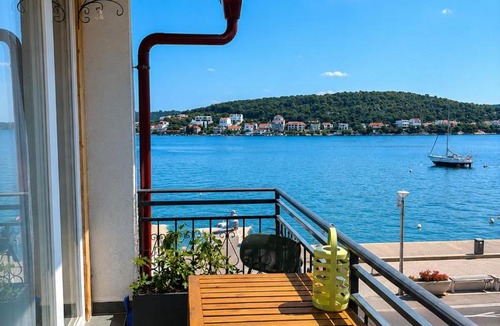 Tisno Apartment | Boat&Pillow Tisno