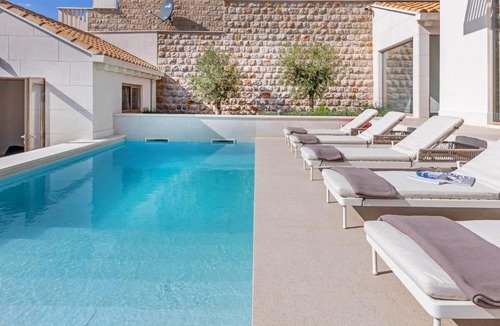 Gruz Villa | Brand New Villa Carmelita Exclusive with free Smart Car