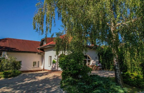Jesenice Hotel | Brezov kot
