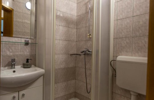 Jesenice Hotel | Brezov kot