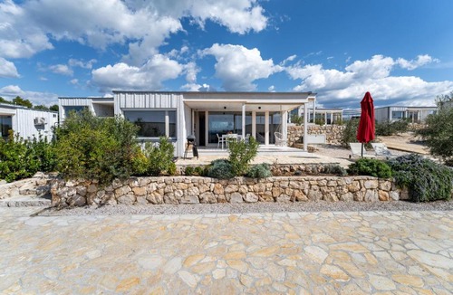 Drage House | BUQEZ ECO RESORT - Beach Villa 12 - Nice view