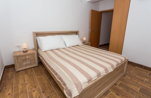 Komarna Apartment | Butique Maris