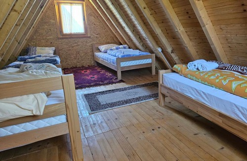 Republika Srpska Cabin | Camp Volujak