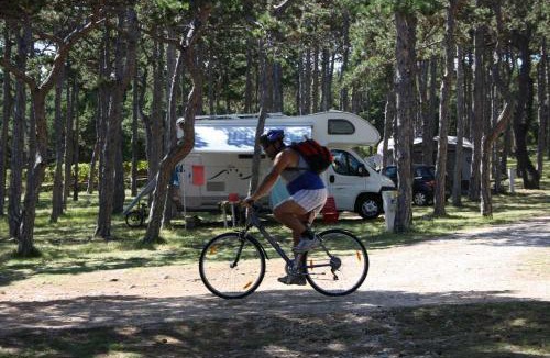 Razanac Resort | Camping Planik