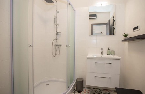 Spadici Apartment | Caprice Studio Apartment