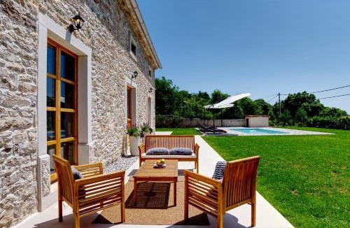 Rasa Villa | Casa Škitaconka