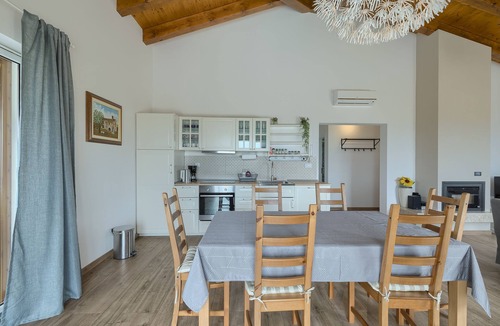 Zminj Villa | Casa Leone