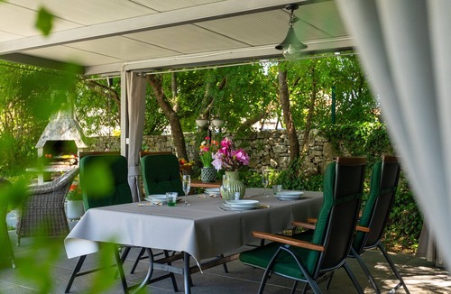 Krmed Villa | Casa Setti by Villas Guide
