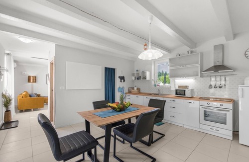 Visnjan House | Casa Vito in Žužići - Haus für 4 Personen