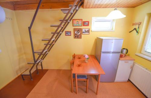 Brezice Ski Chalet | Central Brežice Chalet & Parking