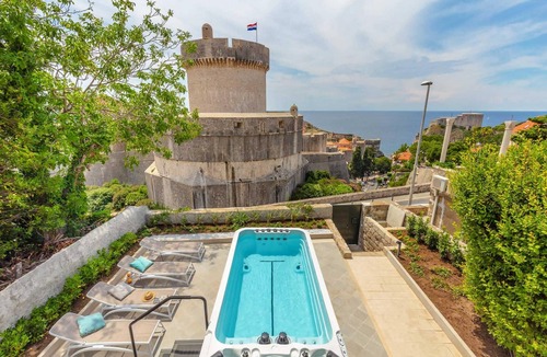 Dubrovnik Villa | Central Dubrovnik villa w/pvt pool