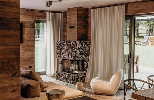 Ukanc Ski Chalet | Chalet With Jacuzzi at Lake Bohinj - by Feelluxuryholidays