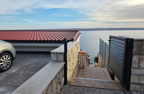 Baric Draga Apartment | Charlene