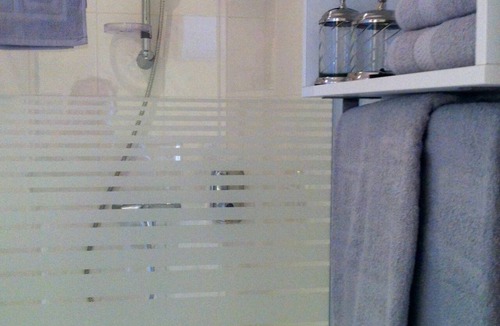 Novigrad Apartment | Charmantes Studio mit Balkon und Pool by Interhome