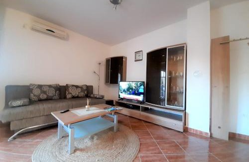 Sveti Anton Apartment | Charming Apartment Angela near Malinska