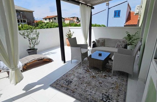 Cove Murtar House | Charming, family-run lodging with a long tradition of hosting guests.