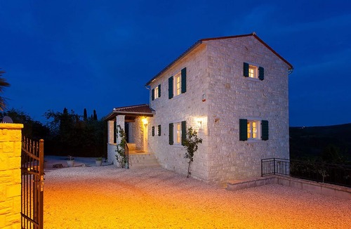 Brkac Villa | Charming Holiday Villa With Pool and Views Private Location