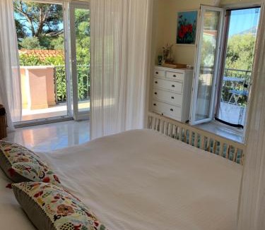 Stankovici Ski Chalet | Charming Mokalo Seaside House next to Beach