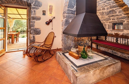 Skrbcici Villa | Charming old stone house with a swimming pool and olive grove