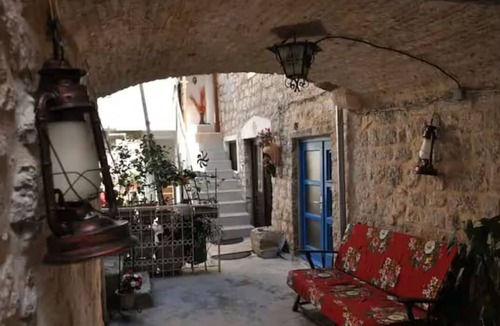 Stari Grad Apartment | Charming Old Town Getaway