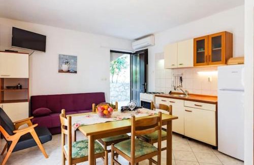 Zavala Apartment | Charming Studio in Zavala - 25 m² - Parking Included