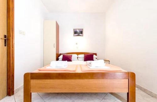 Zavala Apartment | Charming Studio in Zavala - 25 m² - Parking Included