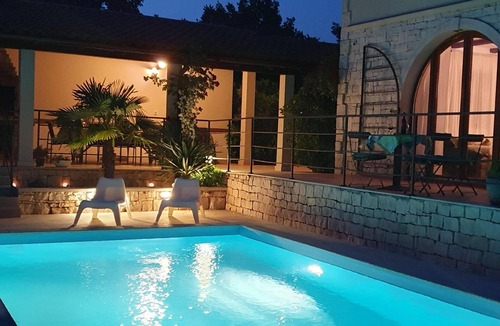 Cabrunici House | Charming Villa Histra with pool and huge garden