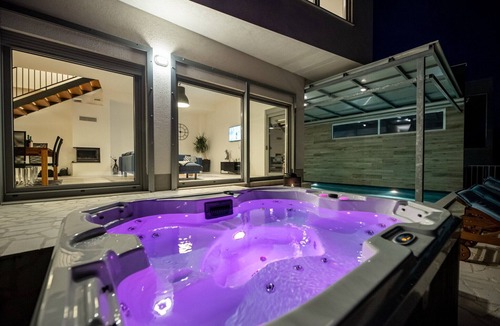 Municipality of Posedarje Villa | Charming Villa with heated pool