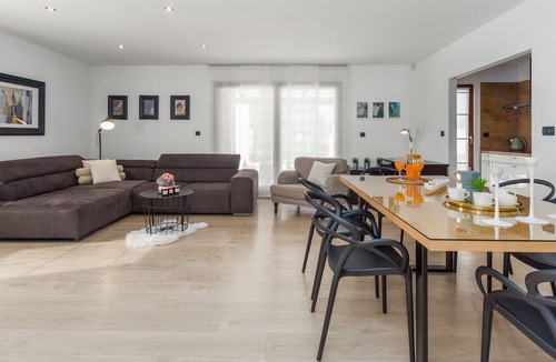 Sisan Villa | Charming villa with pool near Pula