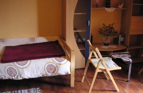 Aljmas Apartment | Comfort Double Room with Terrace and Kitchenette