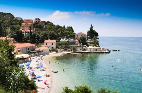 Stikovica Apartment | Comfort Seaside Lovely Seaview Apartment with Balcony, Terrace & Priv Parking