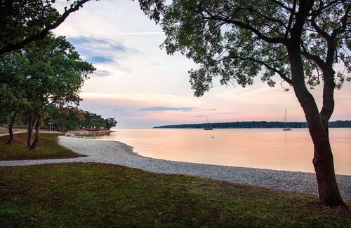 Vrvari House | Comfortable Bungalow in Poreč – Perfect for 4 to 5 Guests