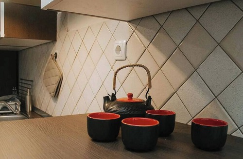 Kobarid Apartment | Comfortable one-bedroom apartment in Drežnica near Kobarid, featuring a fully equipped kitchen, free WiFi, air conditioning, and beautiful mountain surroundings.