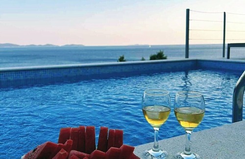 Blato House | Coral Cove 1