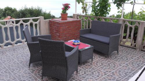 Ravni Apartment | Corry 1