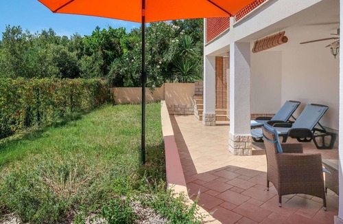 Duga Luka Apartment | Cosy apartment for 2 people with WIFI, A/C, TV and terrace