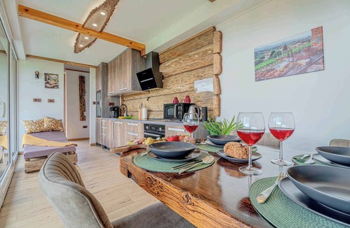 Bostanj Cottage | Cottage peaceful surroundings