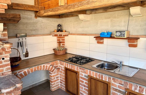 Primosten Burnji Apartment | Cozy Apartment with Pool in the Heart of Dalmatian Countryside
