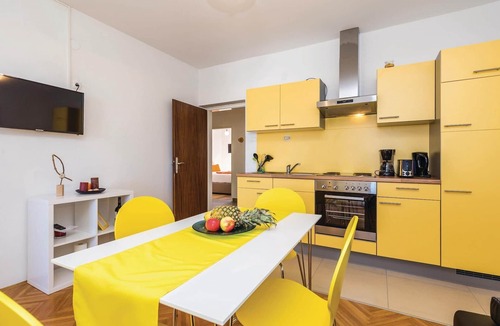 Banjol Apartment | Cozy apartment in Banjol with WiFi