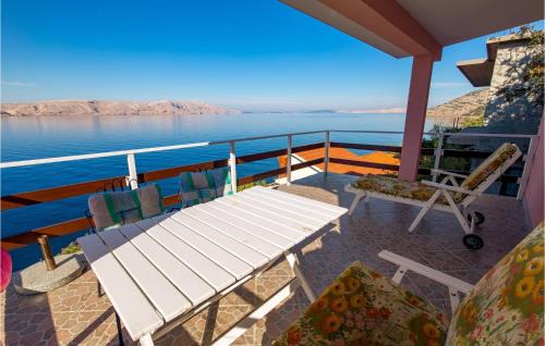 Stinica House | Cozy Apartment In Jablanac With House Sea View