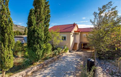 Cesarica Apartment | Cozy Apartment In Karlobag- Ribarica