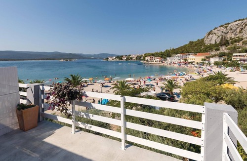 Klek Apartment | Cozy apartment in Klek with house sea view