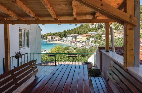 Klek Apartment | Cozy apartment in Klek with house sea view