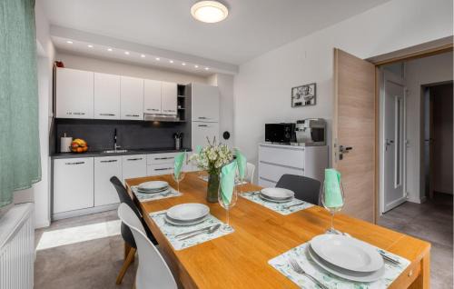 Klenovica Apartment | Cozy Apartment In Klenovica With Wifi