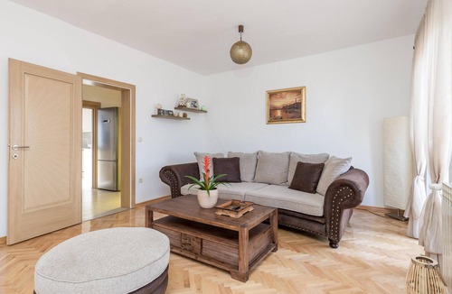 Kustici Apartment | Cozy apartment in Kustici with WiFi