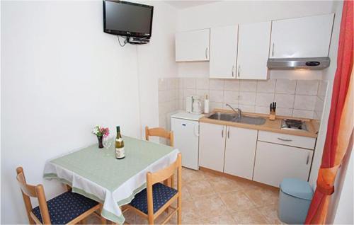 Cizici Apartment | Cozy Apartment In Malinska