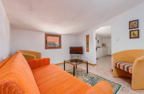 Seline Apartment | Cozy apartment in Seline with WiFi