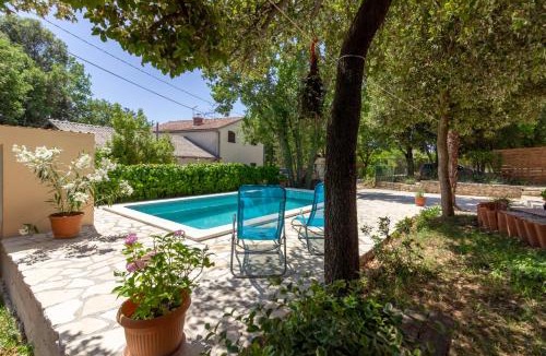 Barbariga Villa | Cozy holiday home Ella Nature with pool near the beach